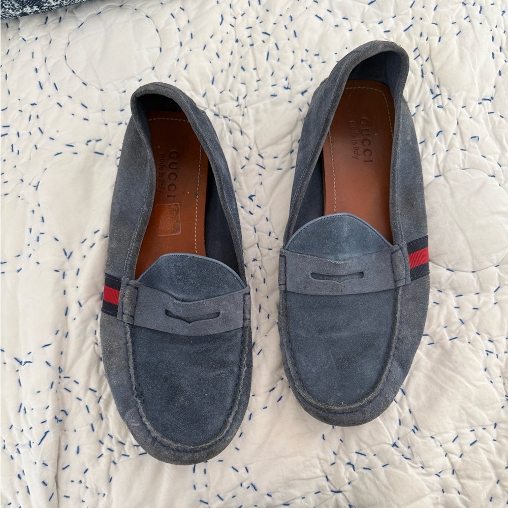 Gucci Gray Loafers with Red and Blue Stripe